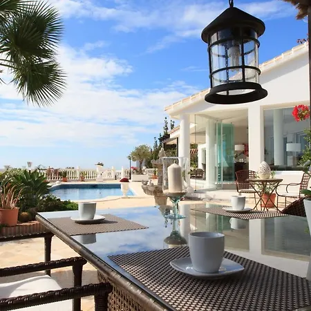 Azalea Villa *