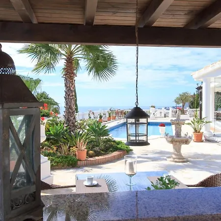 Azalea Villa